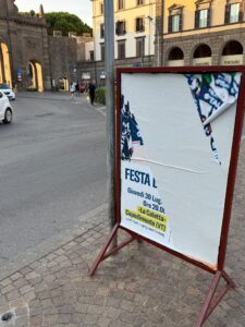 Viterbo - Vandalizzati i manifesti della Festa dei Patrioti, Buzzi (FdI): "Gesto vile contro il confronto democratico” 3 manifesti vandalizzati 2