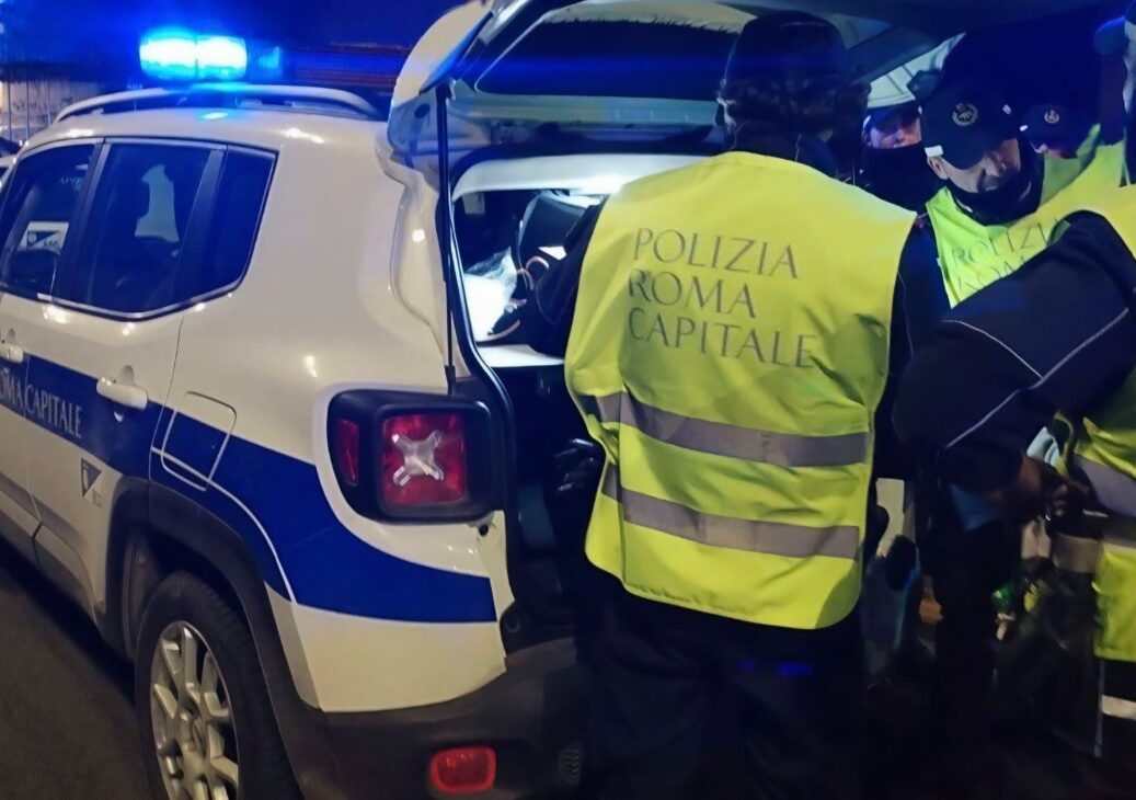 polizia locale roma notte