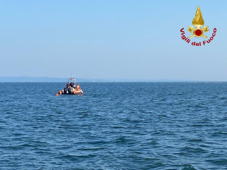 soccorso in mano