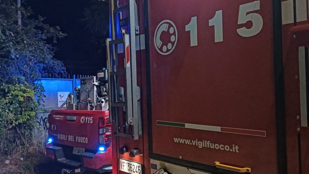 vigili del fuoco civitavecchia
