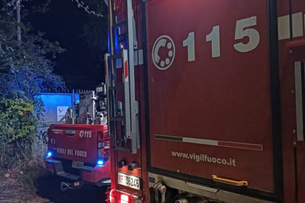 vigili del fuoco civitavecchia