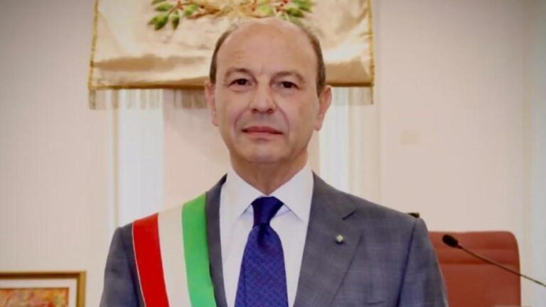 frosinone sindaco mastrangeli