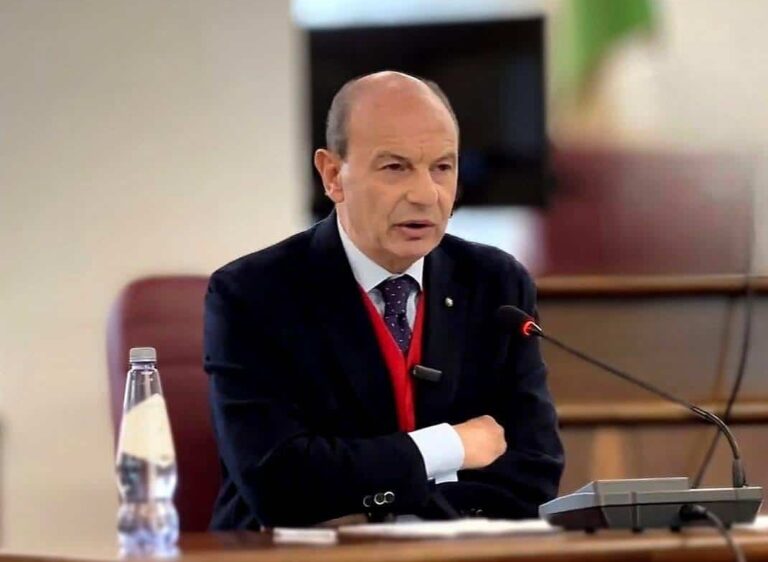 frosinone sindaco riccardo mastrangeli