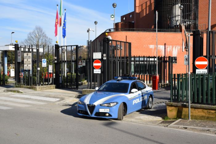 Frosinone questura polizia