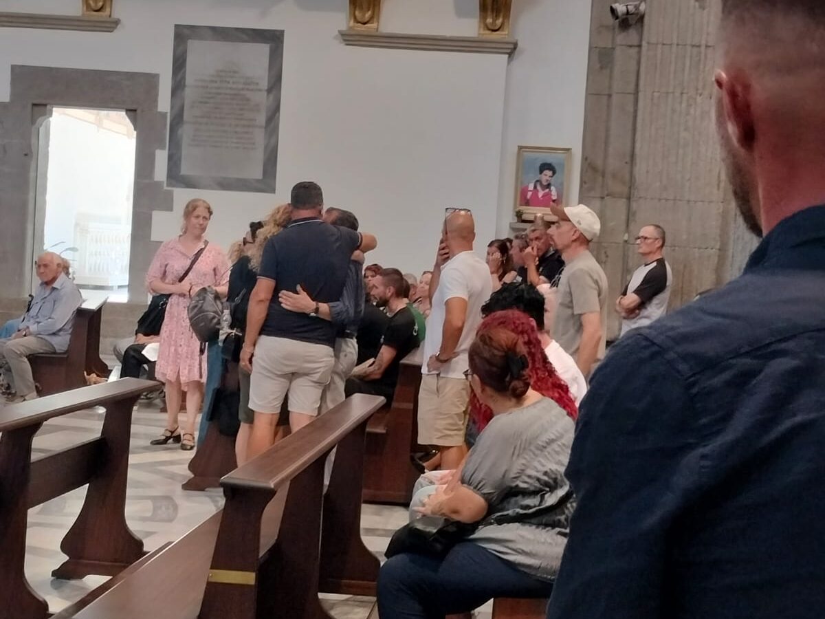 Viterbo si ferma per Benedetta: la cattedrale non basta a contenere il dolore 2 WhatsApp Image 2026 08 11 at 16.53.12 e1786462881156