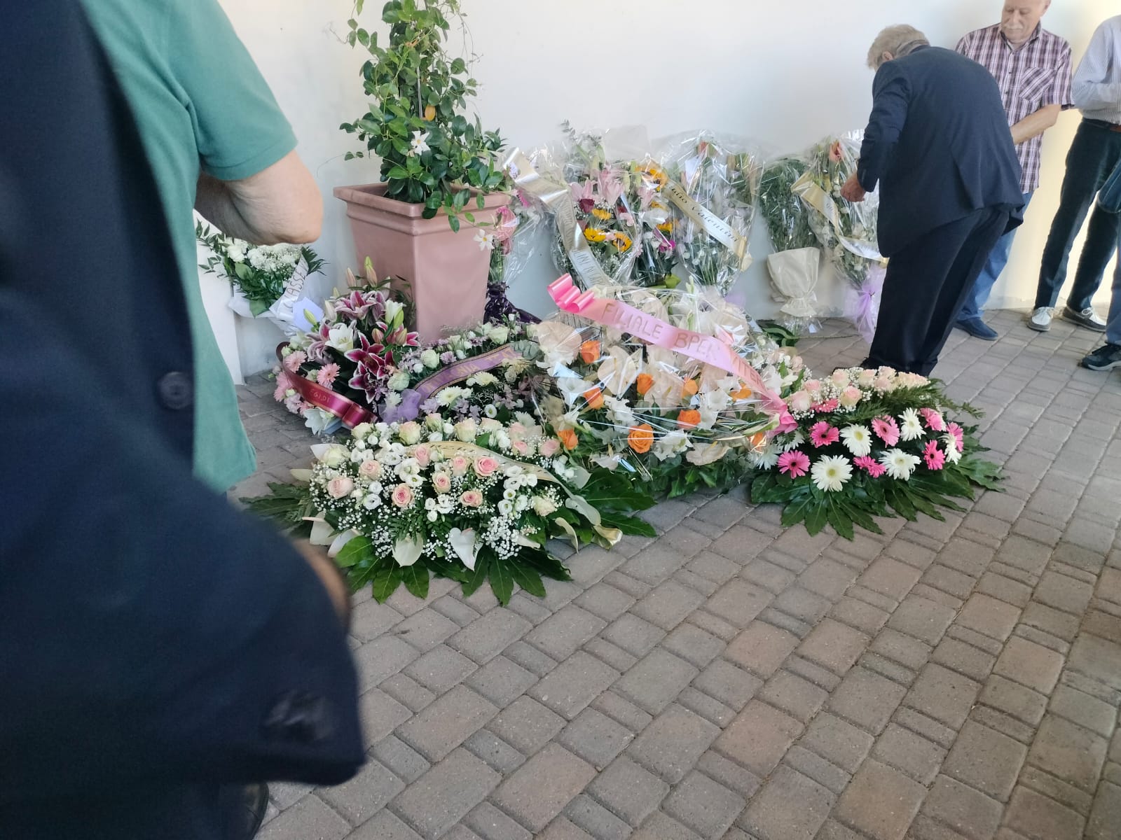 I funerali di Laura Valentini nella chiesa del Sacro Cuore di Viterbo