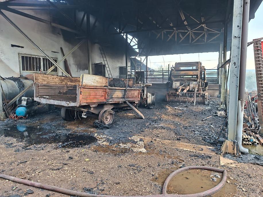 castrocielo incendio rimessa agricola
