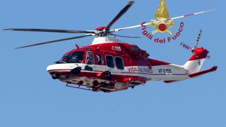 elicottero vigili del fuoco