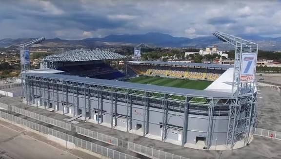 frosinone stadio benito stirpe