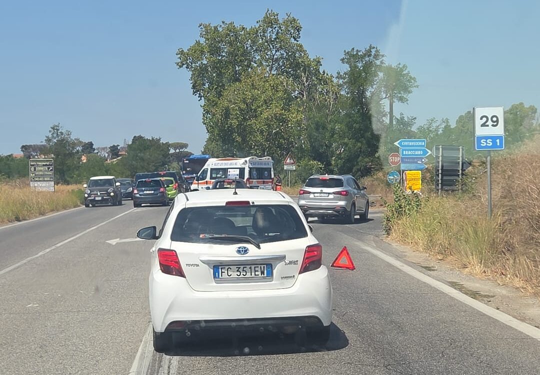 incidente aurelia svincola ladispoli2