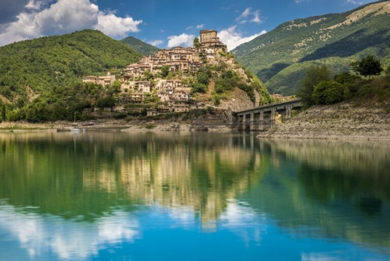 lago di turano