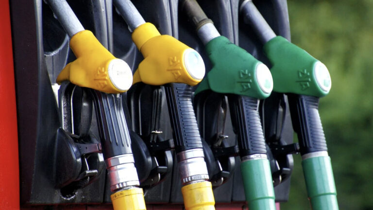 pompa benzina carburante