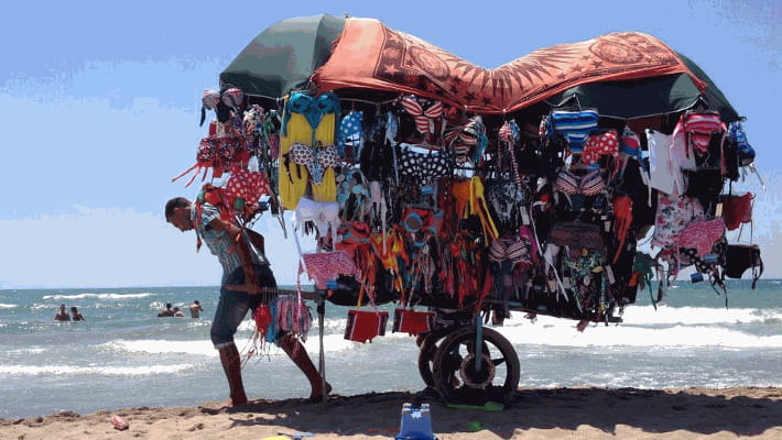 venditori ambulanti spiaggia