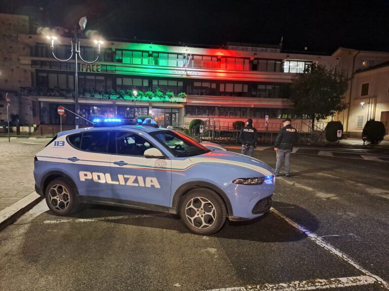 aprilia-polizia-codice-rosso.jpg