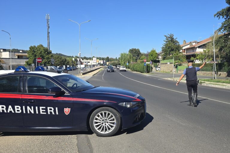 BRACCIANO - Controlli dei Carabinieri (1)