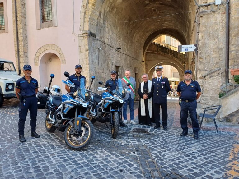 I due nuovi motocicli della Polizia Locale di Tarquinia