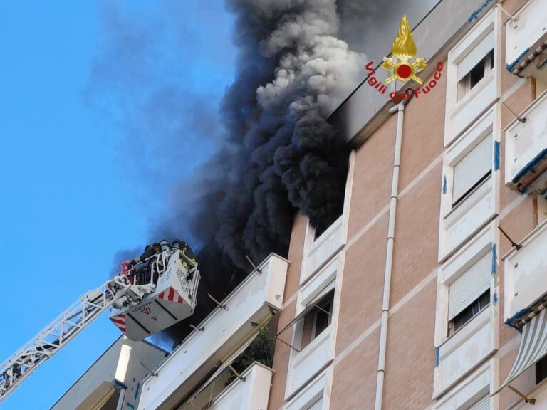 incendio colli aniene