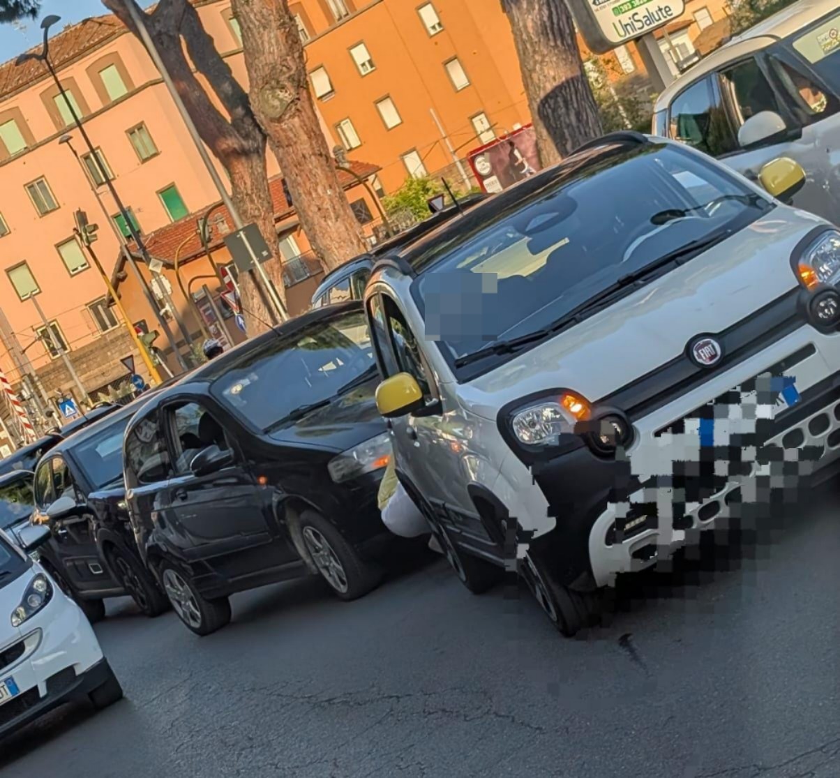 incidente piazzale gramsci
