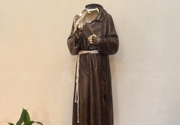 statua-decapitata-frosinone.jpg