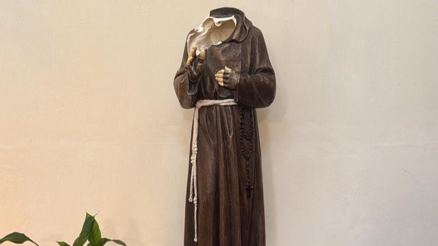 statua-decapitata-frosinone.jpg