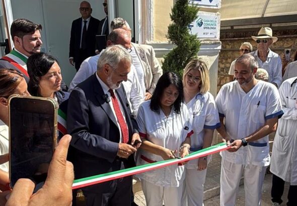 taglio-del-nastro-casa-salute-sperlonga