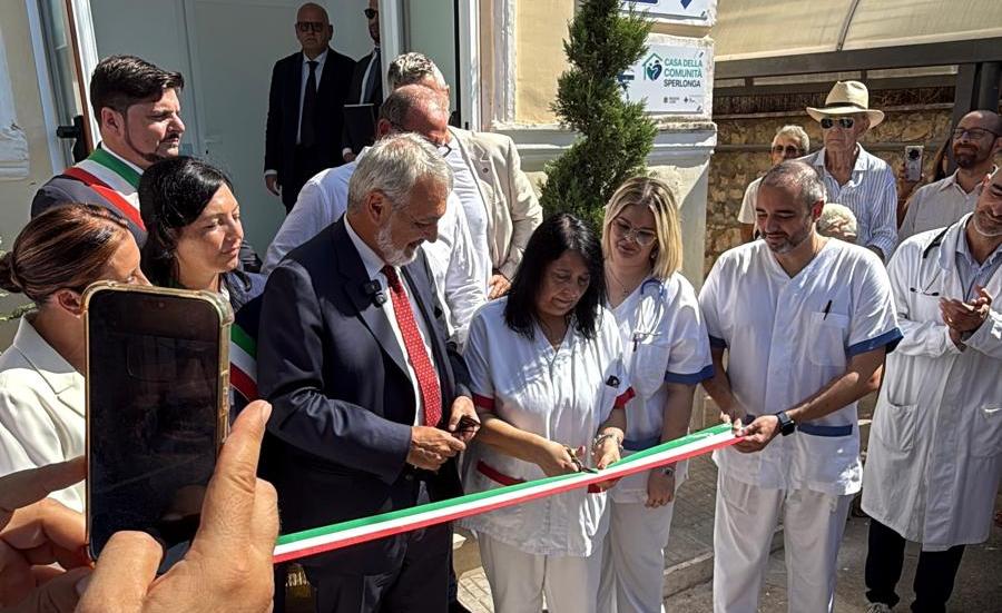 taglio-del-nastro-casa-salute-sperlonga