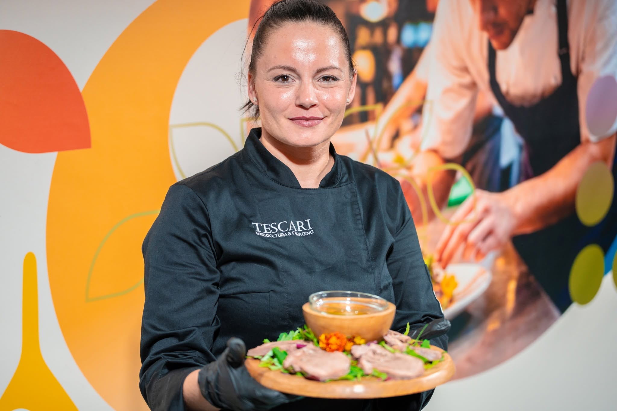 Assaggia il Lazio, chef e ristoratori protagonisti assoluti al Castello di Santa Severa 9 Chef con piatto gourmet in mano