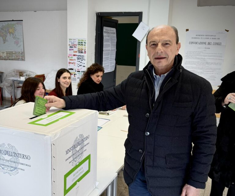 frosinone-sindaco-mastrangeli.jpg