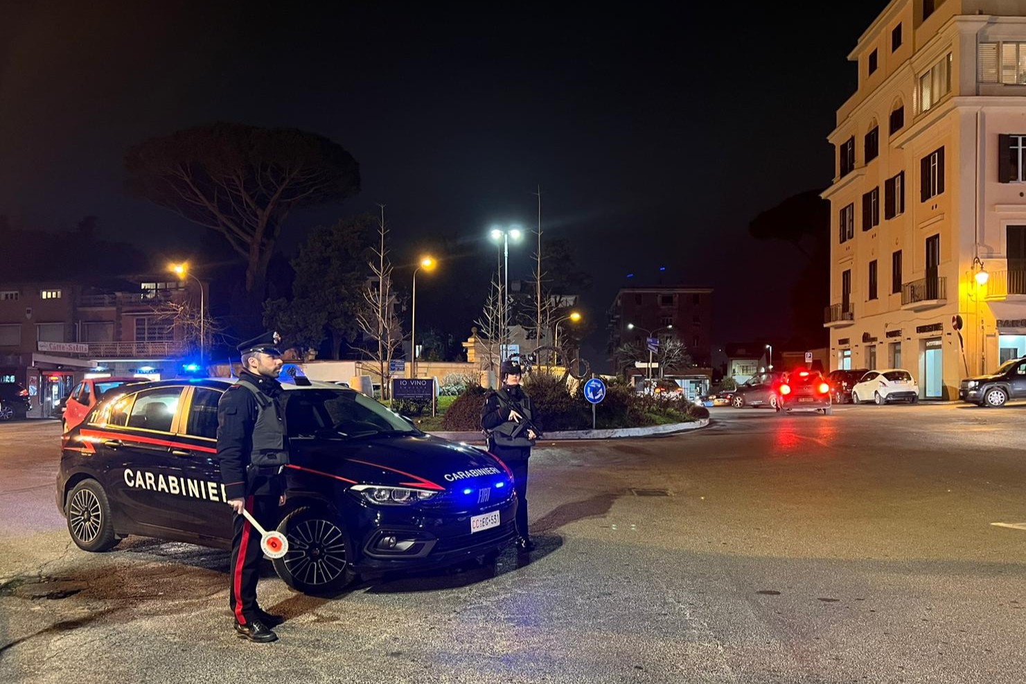 Albano Laziale - Armi clandestine e spaccio di droga, arrestate tre persone (FOTO) 3 CASTEL GANDOLFO Le attivita dei Carabinieri 1