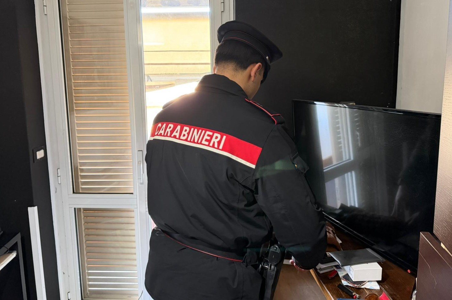 Albano Laziale - Armi clandestine e spaccio di droga, arrestate tre persone (FOTO) 2 CASTEL GANDOLFO Le attivita dei Carabinieri 3