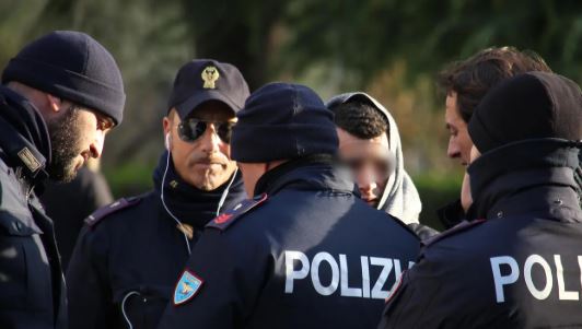 polizia-furto-zeffirelli.jpg