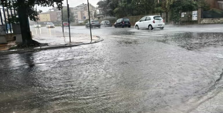 Maltempo-latina-strade-allagate.jpg
