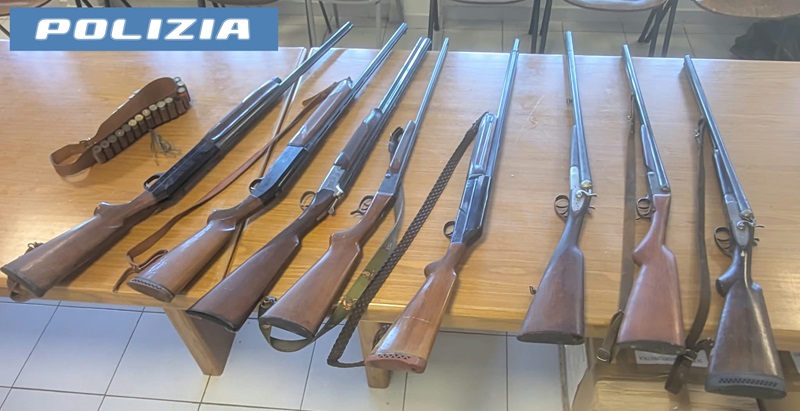 cassino-polizia-stradale-fucili.jpg