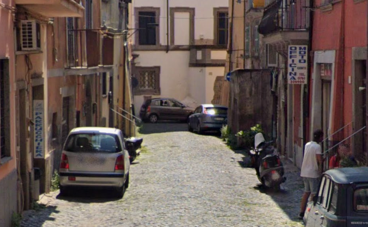 VIA LARGA
