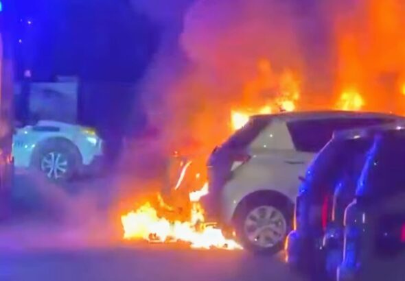 latina-auto-incendiate.jpg