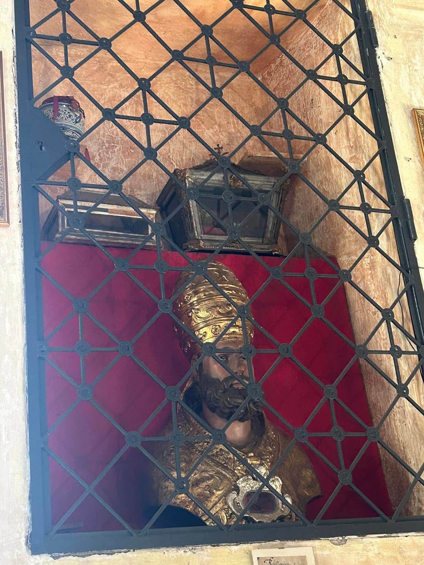 tomba etrusca sepoltura papa 8