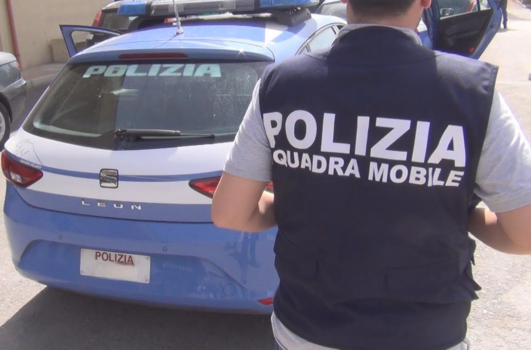 frosinone-stalking-polizia.jpg